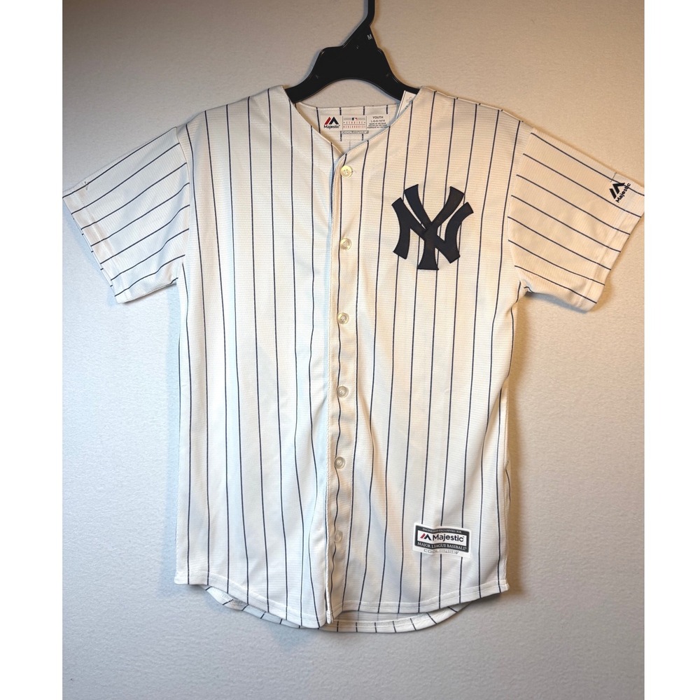Majestic Baseball Jersey Boys Large 14-16 White Excellent NY Yankees Pinstripe